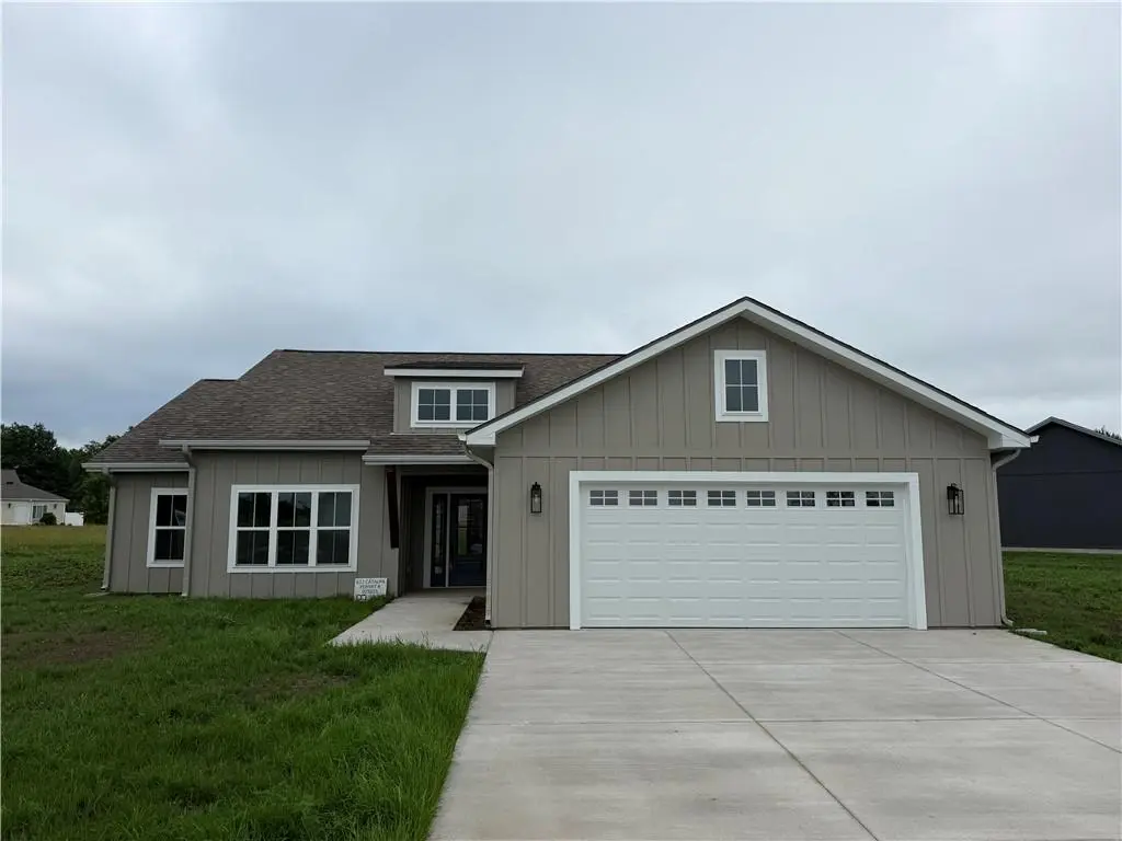 612 Catalpa ST, Independence, KS 67301