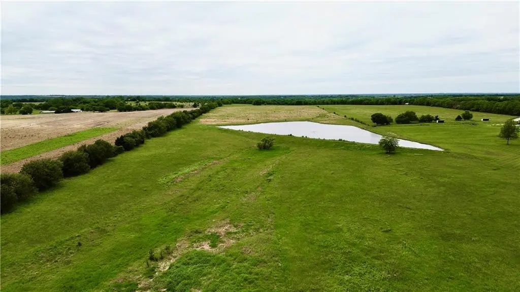 Moonlight (40+/- Acres) RD, Spring Hill, KS 66083