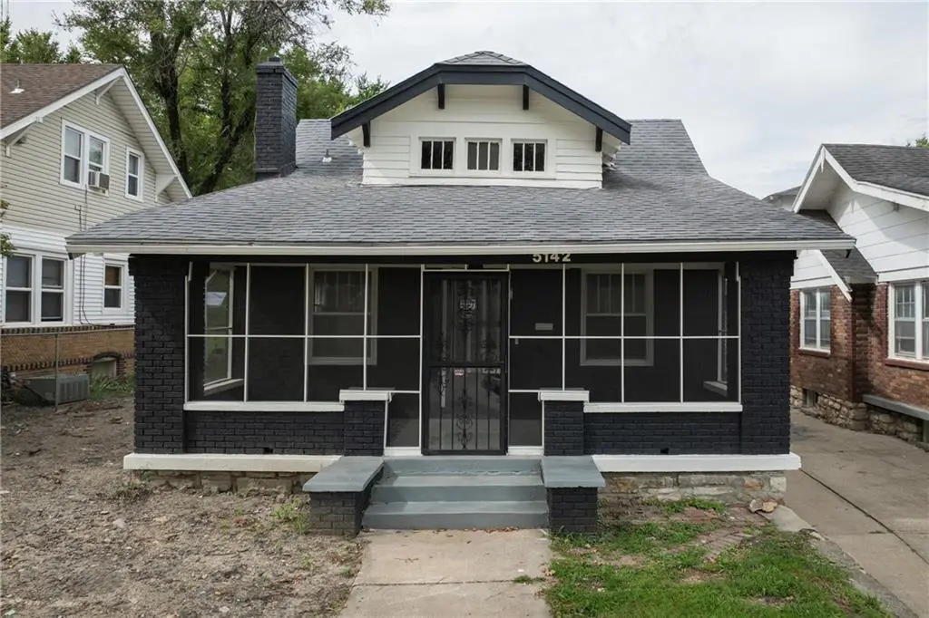 5142 Brookwood AVE, Kansas City, MO 64110