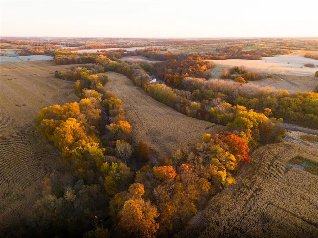 Amber PL, Other, IA 50147