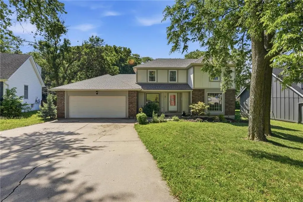 6925 Caenen AVE, Shawnee, KS 66216