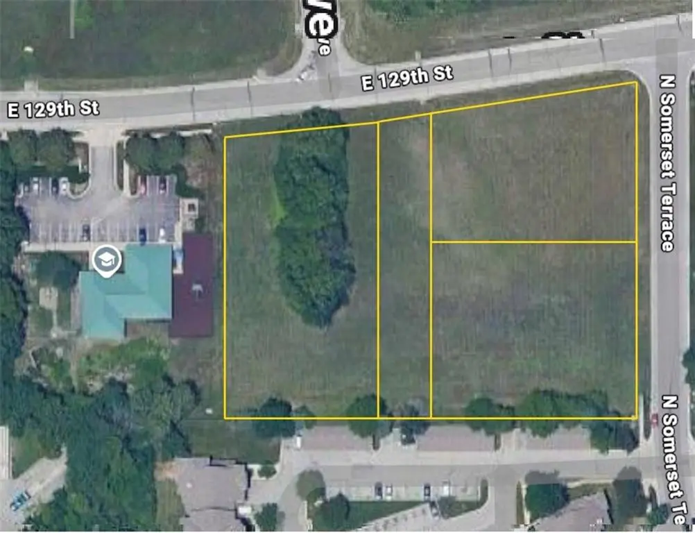 129th & Somerset TER, Olathe, KS 66062