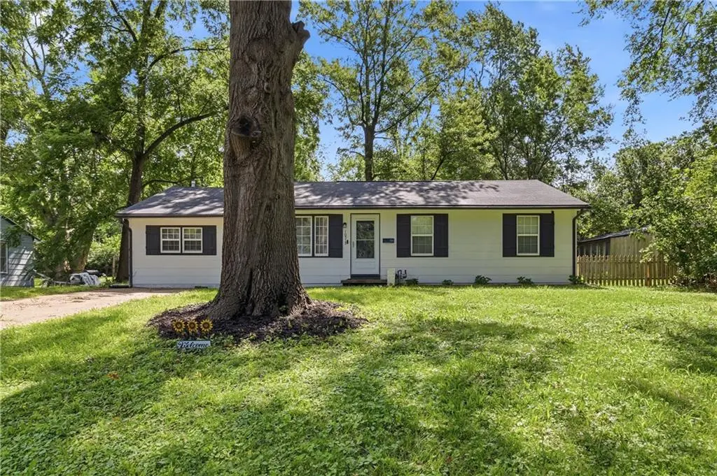 10515 Palmer AVE, Kansas City, MO 64134