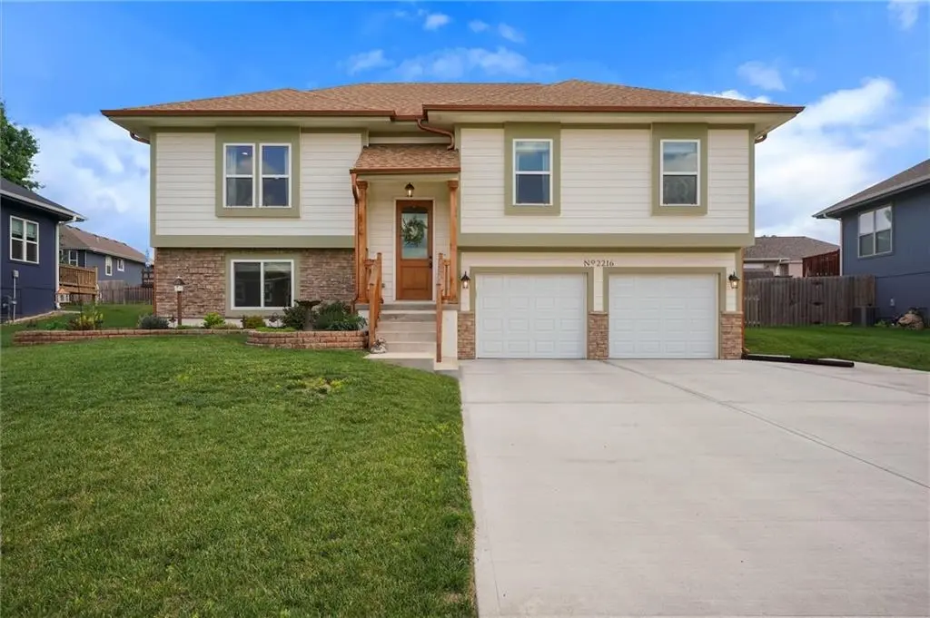 2216 Ashford ST, Excelsior Springs, MO 64024