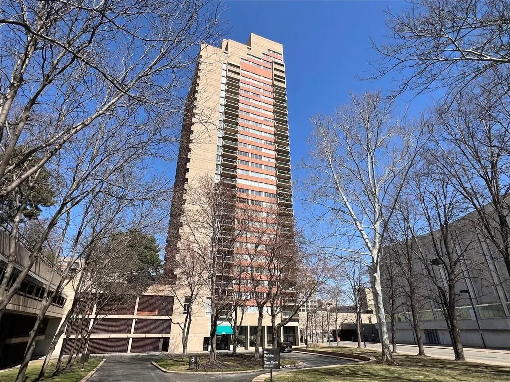 2510 Grand BLVD #3001, Kansas City, MO 64108