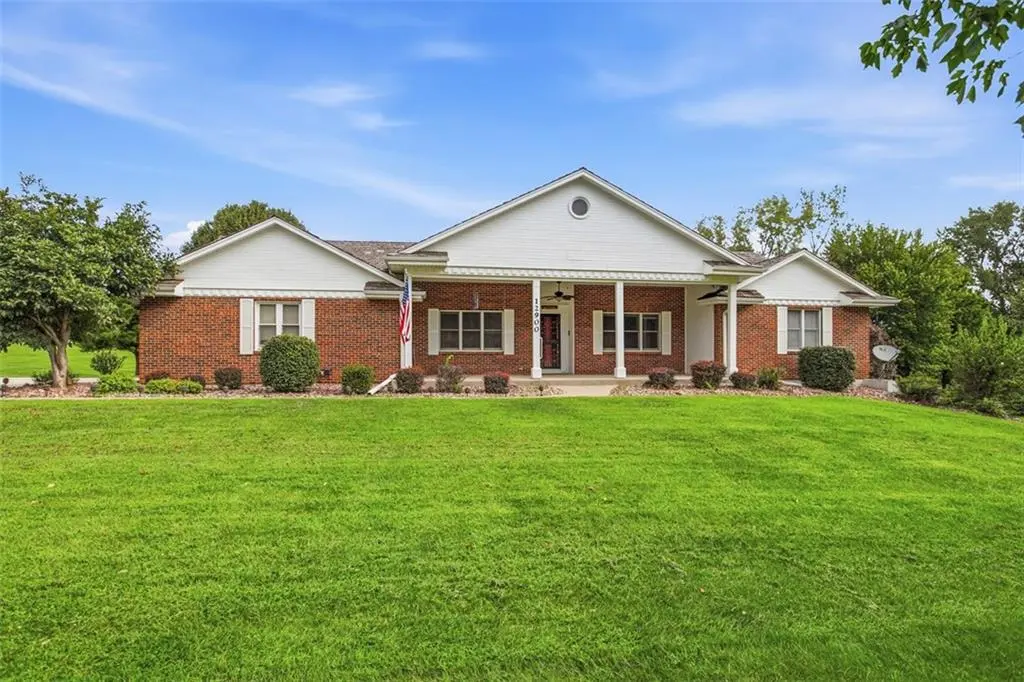 12900 NW 145th ST, Platte City, MO 64079