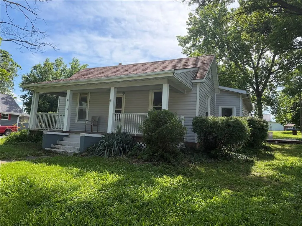 501 N CHERRY ST, Otterville, MO 65348
