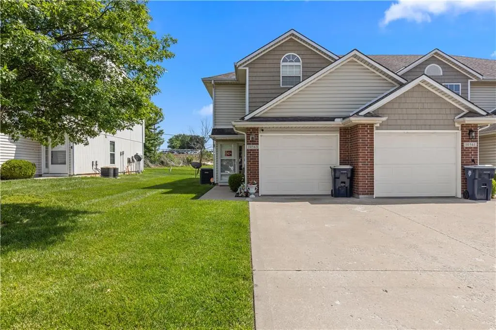 10563 E 46th TER, Kansas City, MO 64133