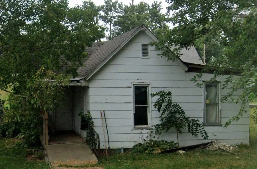 409 Chestnut ST, Tarkio, MO 64491