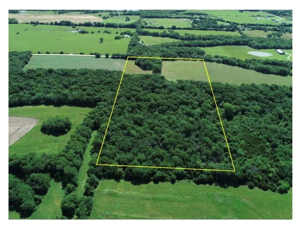 Metcalf Rd RD, Louisburg, KS 66053
