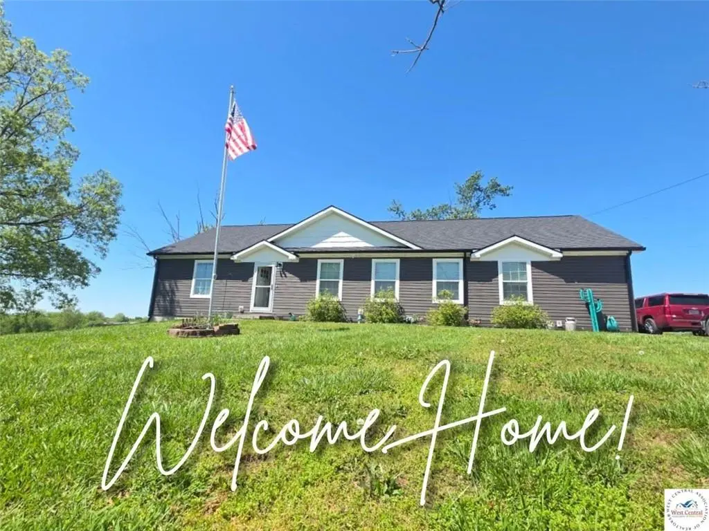 35212 S WAGONOR RD, Garden City, MO 64747
