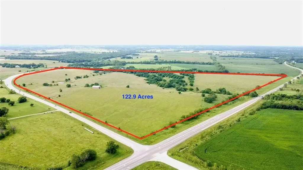 122.9 Acres 222nd ST, Tonganoxie, KS 66086
