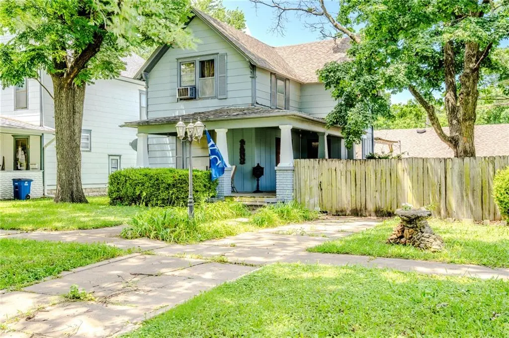 709 S Lincoln AVE, Chanute, KS 66720