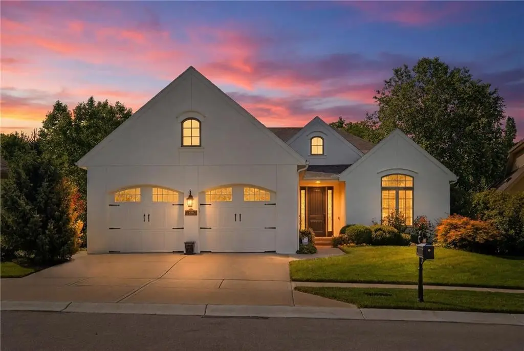 8430 N Donnelly CT, Kansas City, MO 64157