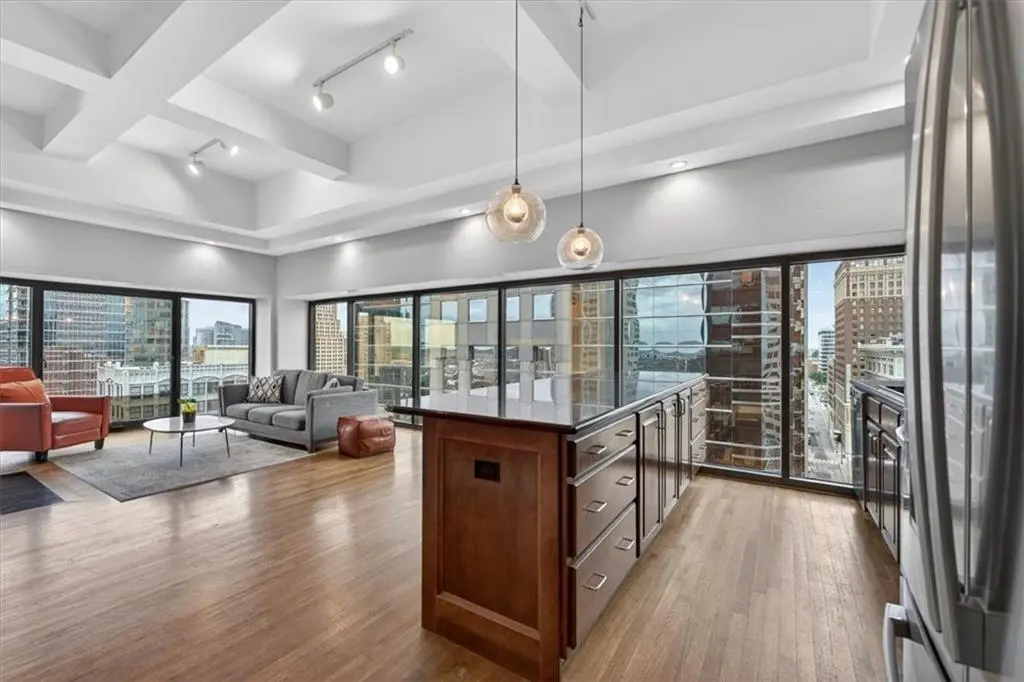 1101 Walnut ST #1207, Kansas City, MO 64106