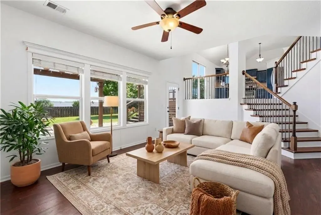 13787 Valleyview WAY, Bonner Springs, KS 66012