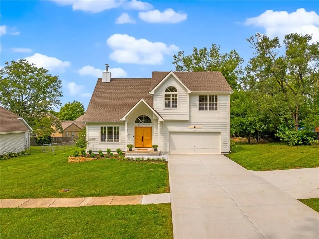 8710 Lamar AVE, Overland Park, KS 66207