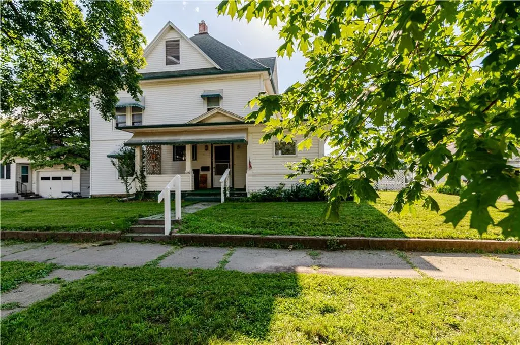 1230 1st AVE #E, Horton, KS 66439