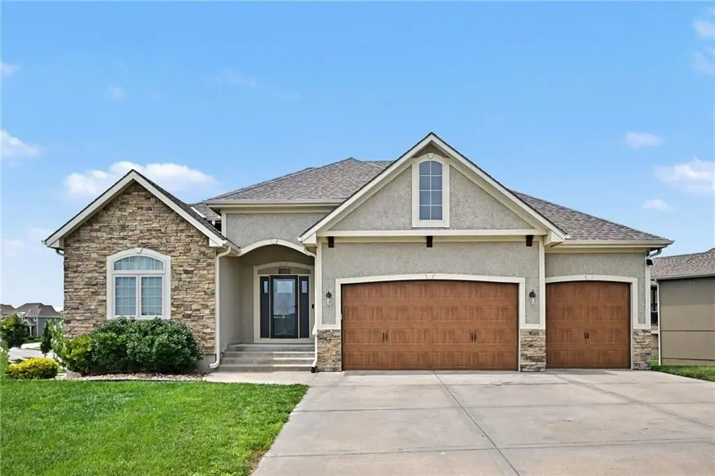 9000 N Seymour AVE, Kansas City, MO 64153
