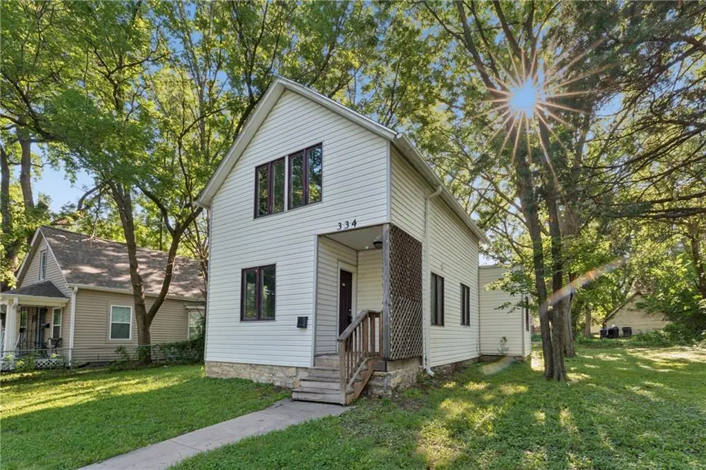 334 SW Orchard ST, Topeka, KS 66606