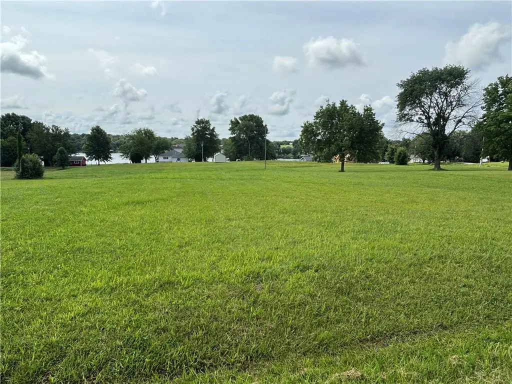 Lot 2417 Fisherman RD, Altamont, MO 64620