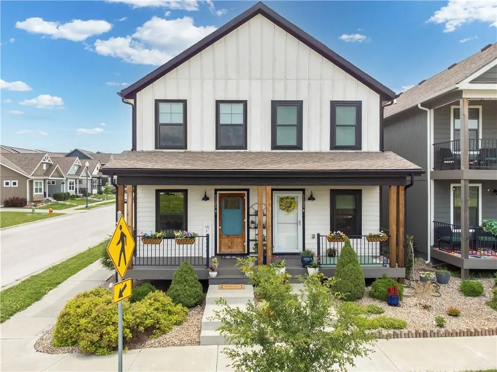 1121 S Minton RD, Independence, MO 64056