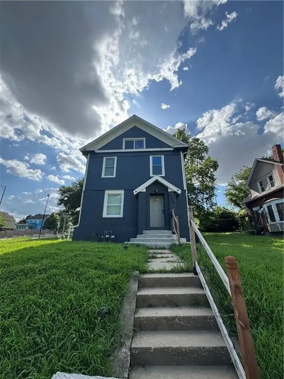 2122 Park AVE, Kansas City, MO 64127