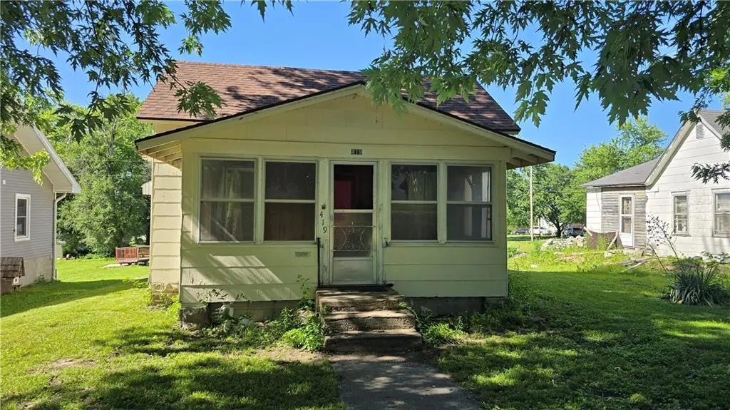 419 E 5th ST, Cameron, MO 64429