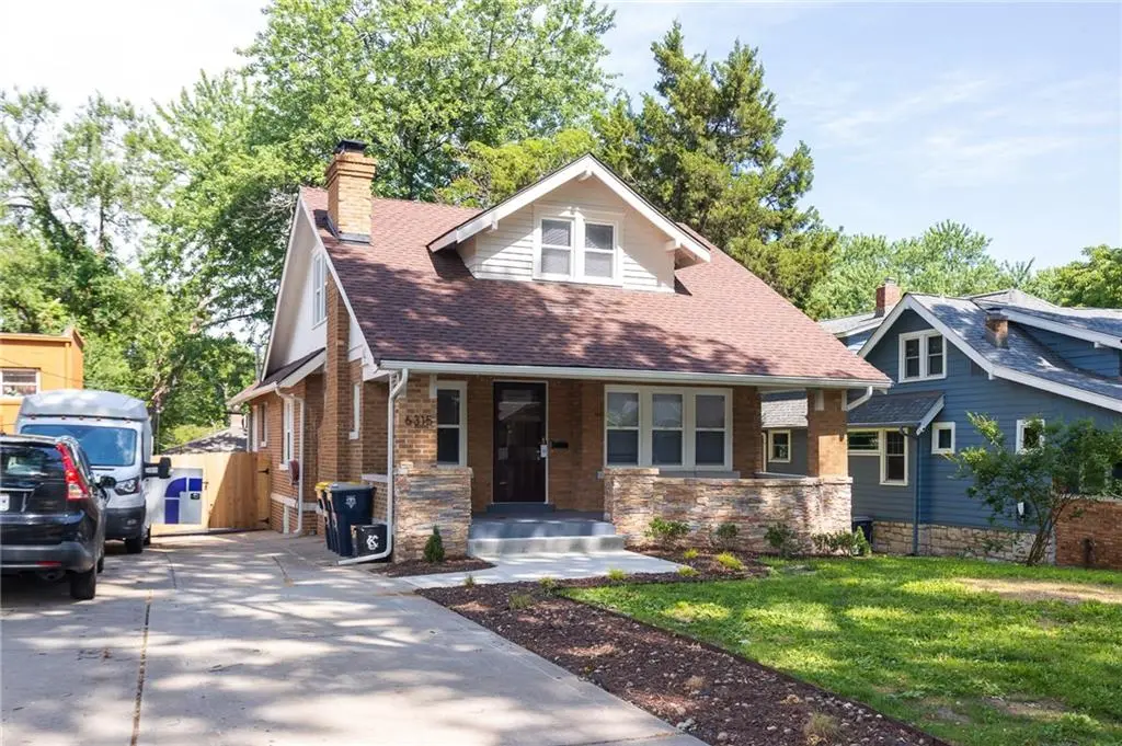 6315 Mcgee ST, Kansas City, MO 64113
