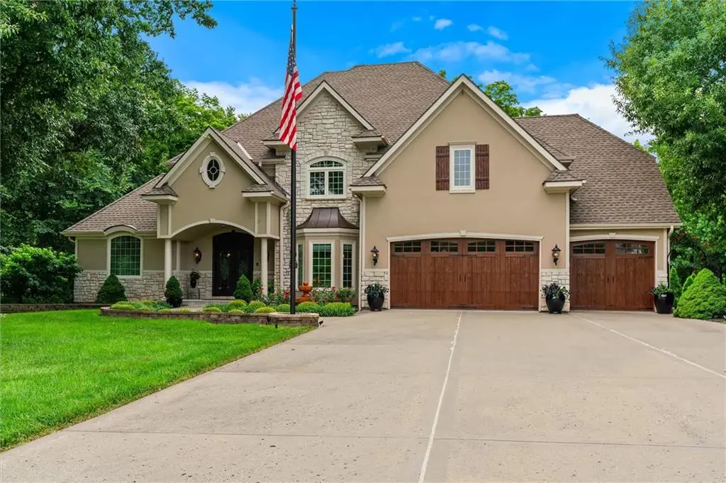 14702 Hills RD, Kearney, MO 64060