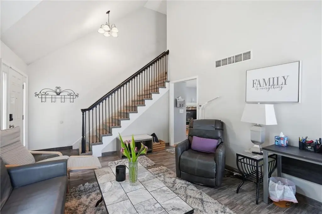 12264 S Crest DR, Olathe, KS 66061