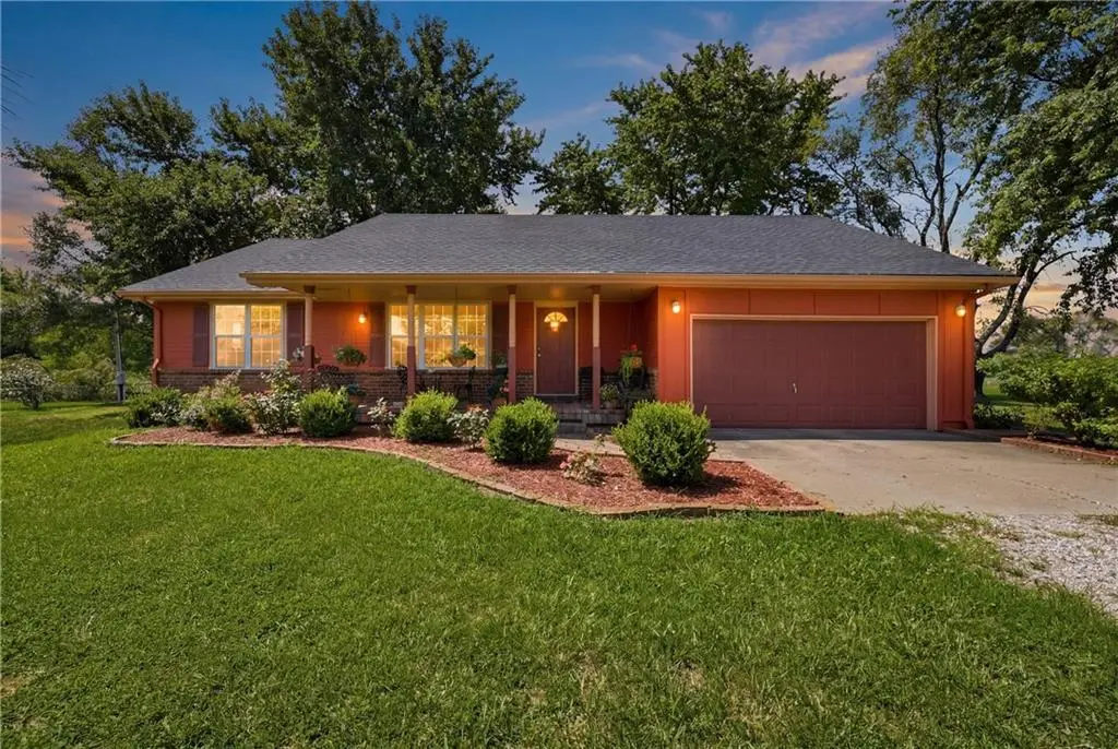 1250 NW 450 RD, Holden, MO 64040