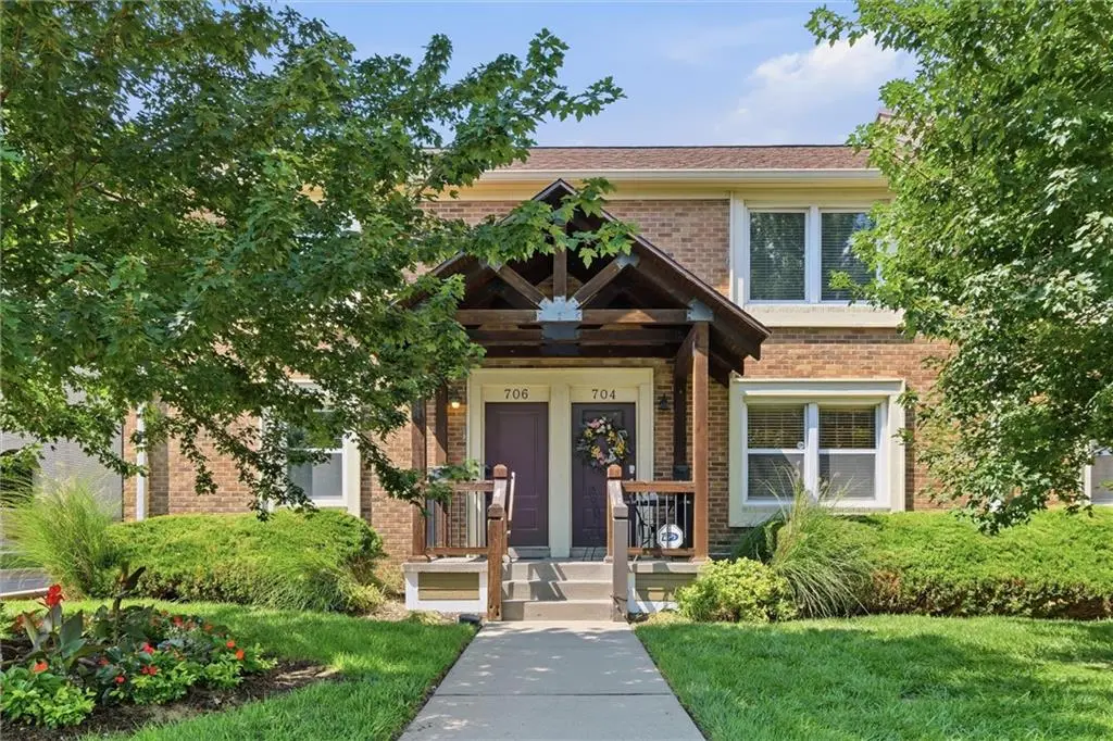 706 W 46th ST #706, Kansas City, MO 64112