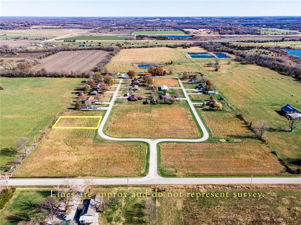 00002 E 975 PL, Pleasanton, KS 66075