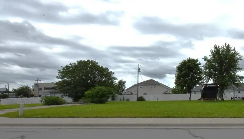 2908 E 22nd ST, Joplin, MO 64804