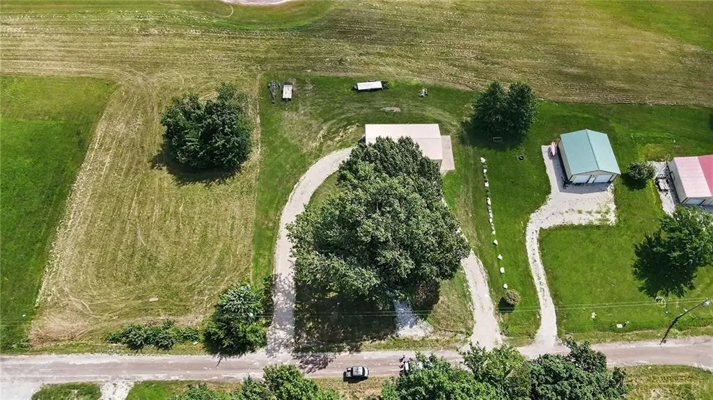 S-128 Gulfstream DR, Gallatin, MO 64640