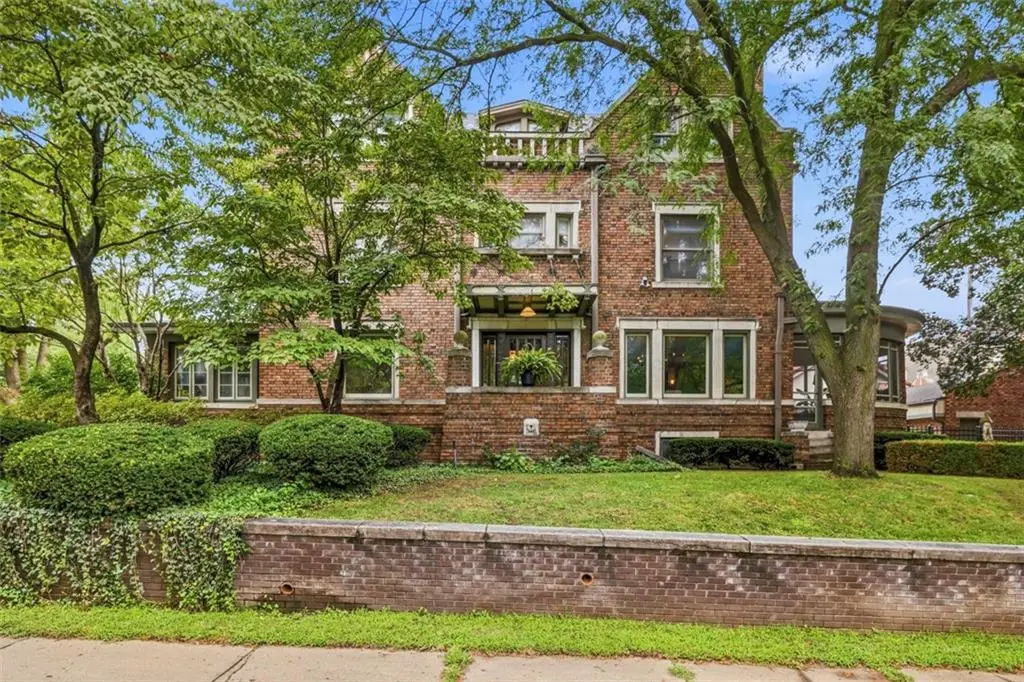 3681 Madison AVE, Kansas City, MO 64111