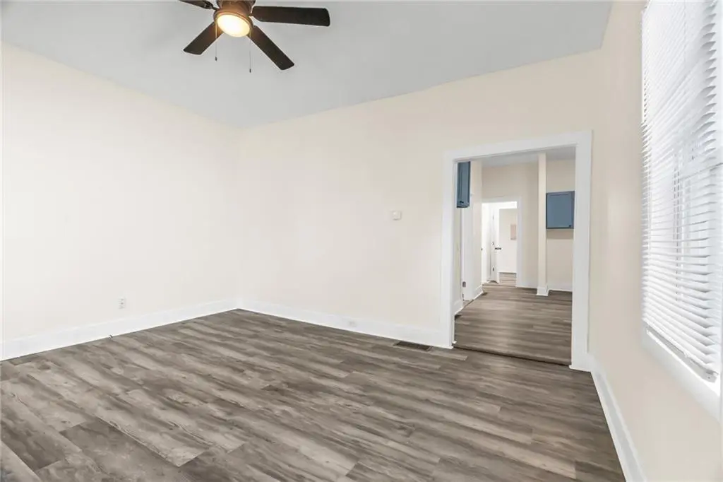 210 Osage ST, Leavenworth, KS 66048