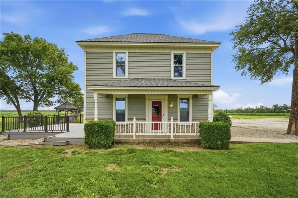 2171 Eisenhower RD, Ottawa, KS 66067