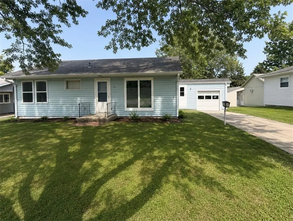 215 S Frederick ST, Maryville, MO 64468
