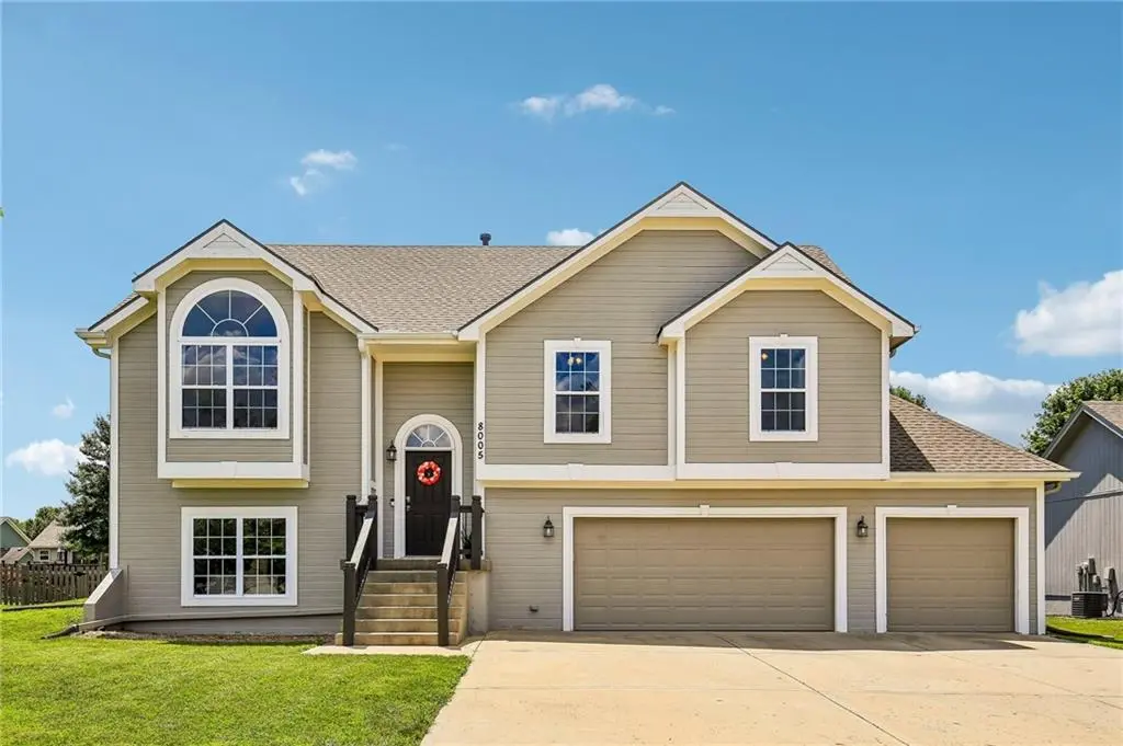 8005 NE 111th ST, Kansas City, MO 64157