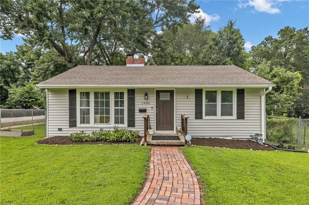 1400 E 76th TER, Kansas City, MO 64131