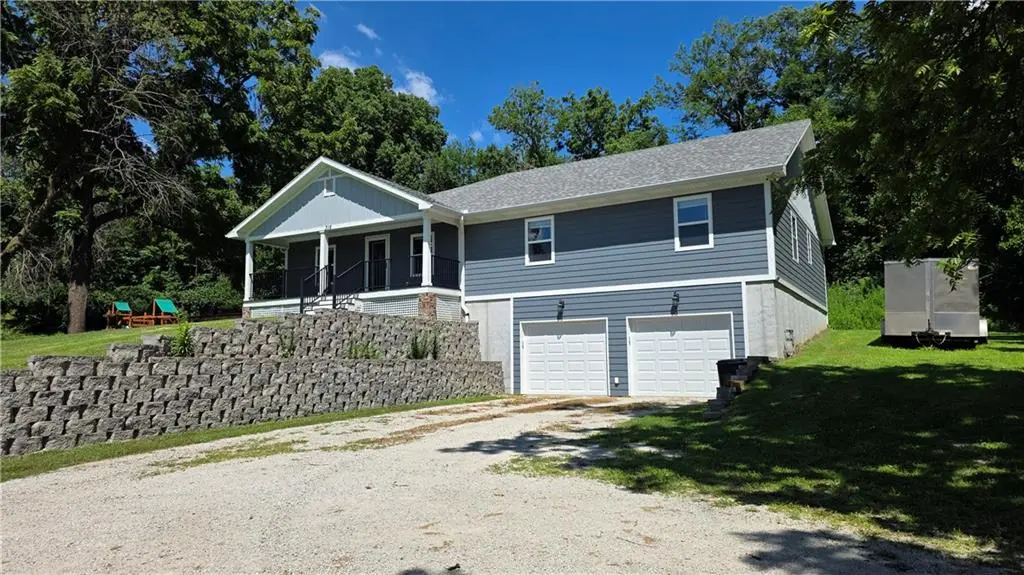 315 Harrington AVE, St Joseph, MO 64504