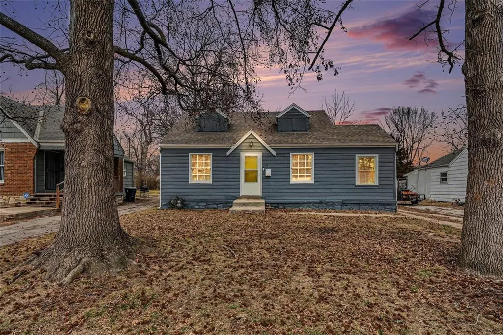 1434 E 80th ST, Kansas City, MO 64131