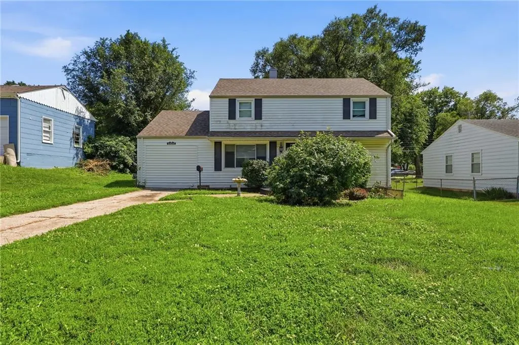 10005 E 35th ST, Independence, MO 64052