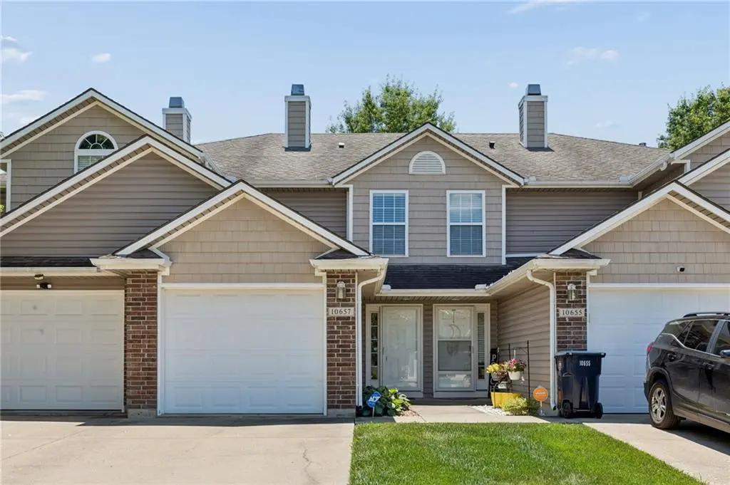 10657 E 46th ST, Kansas City, MO 64133