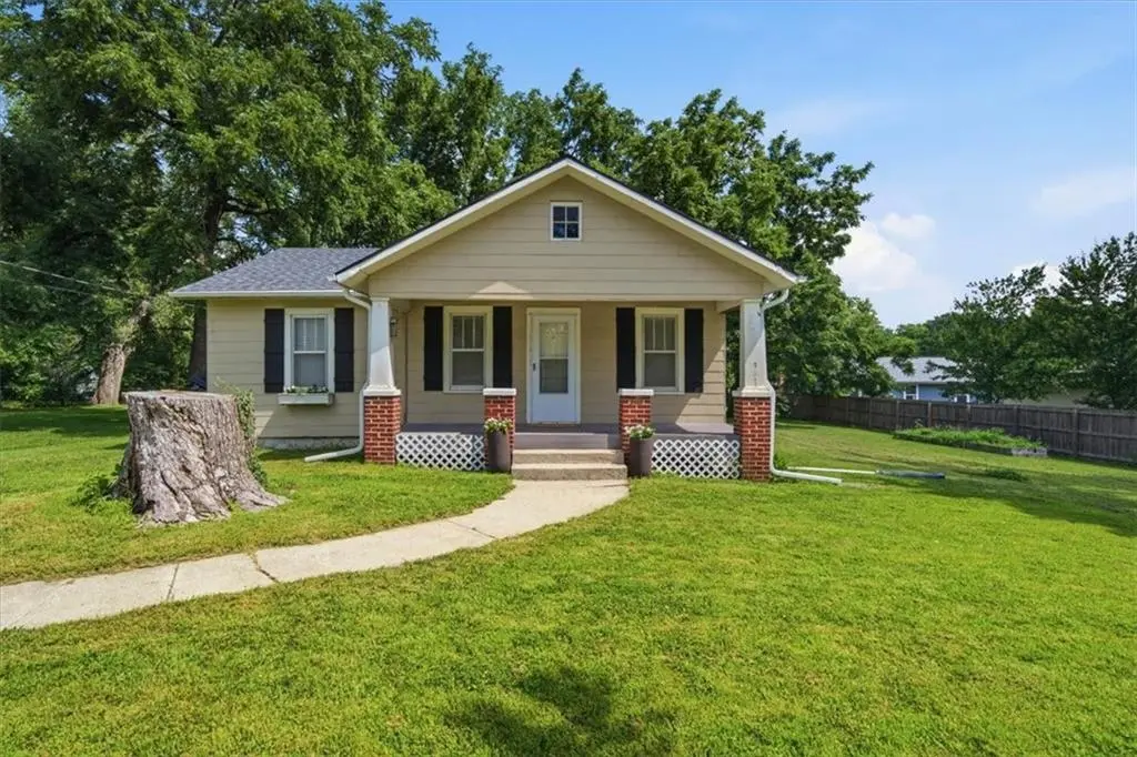 11920 W 51st ST, Shawnee, KS 66216
