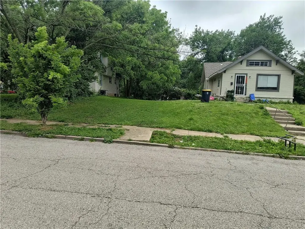 5534 Michigan AVE, Kansas City, MO 64130