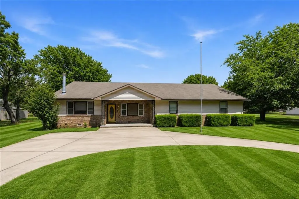 2710 N Michigan ST, Pittsburg, KS 66762