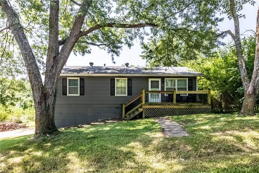 101 W 8th ST, Knob Noster, MO 65336